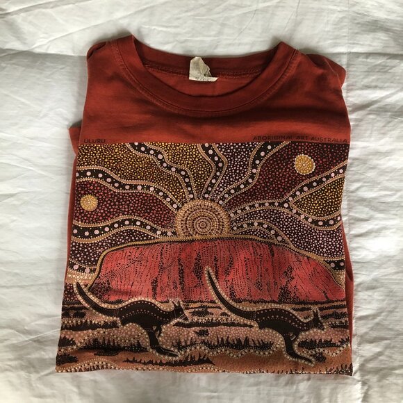 Vintage Aboriginal Arts Tee - Picture 4 of 4